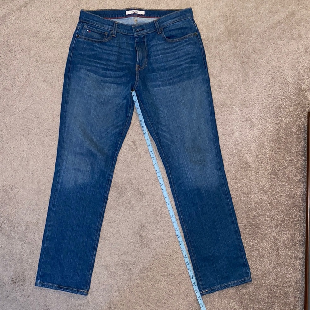 Men’s Tommy Hilfiger jeans size 34 x 32.